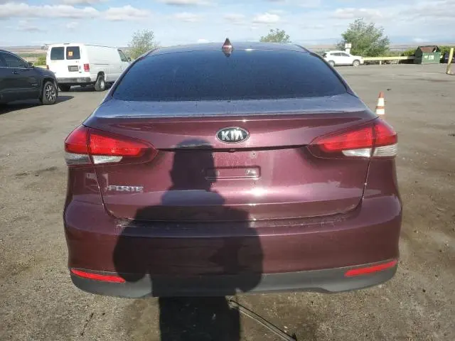 2018 KIA FORTE LX  