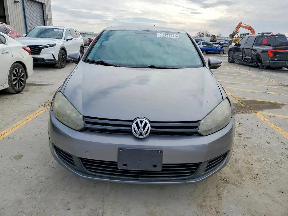 2011 VOLKSWAGEN GOLF   