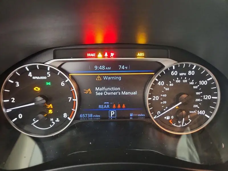 2023 NISSAN ALTIMA SR  