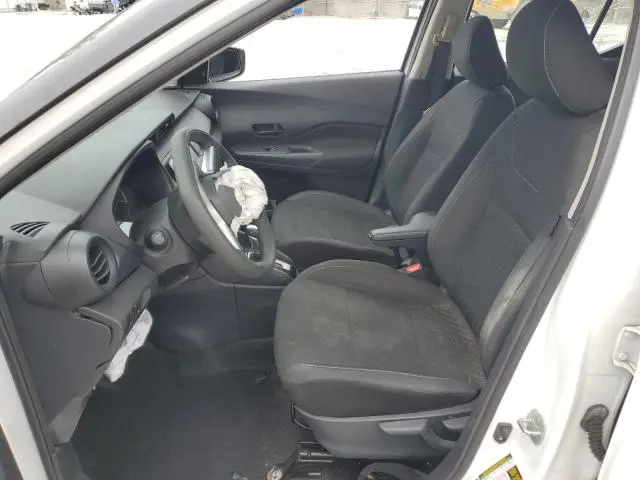 2021 NISSAN KICKS S  