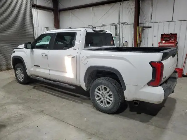 2024 TOYOTA TUNDRA CREWMAX SR  