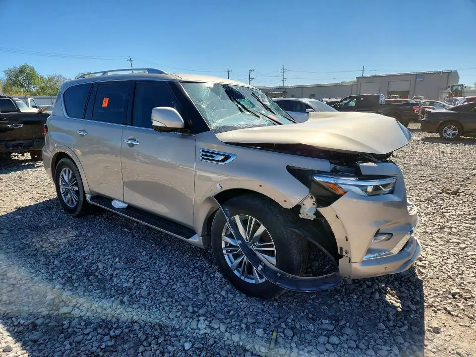 2021 INFINITI QX80 LUXE  