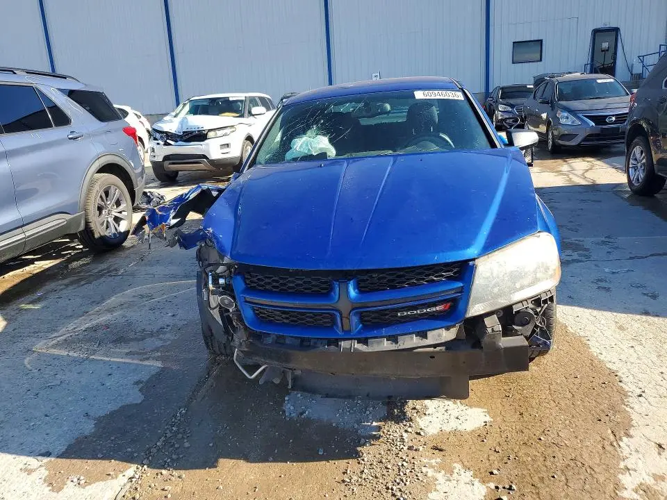 2014 DODGE AVENGER SE  