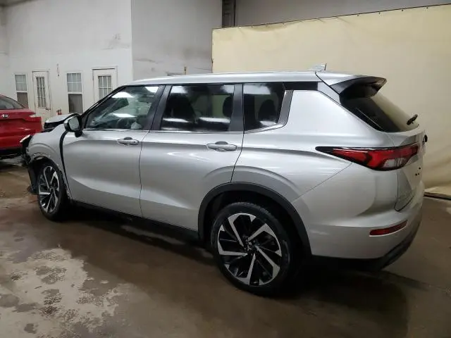 2022 MITSUBISHI OUTLANDER ES  