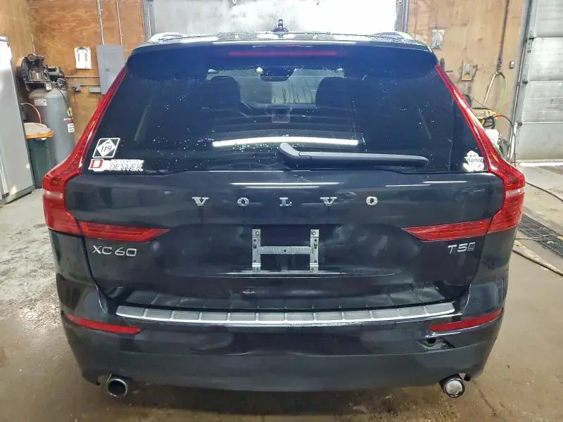 2021 VOLVO XC60 T5 MOMENTUM  