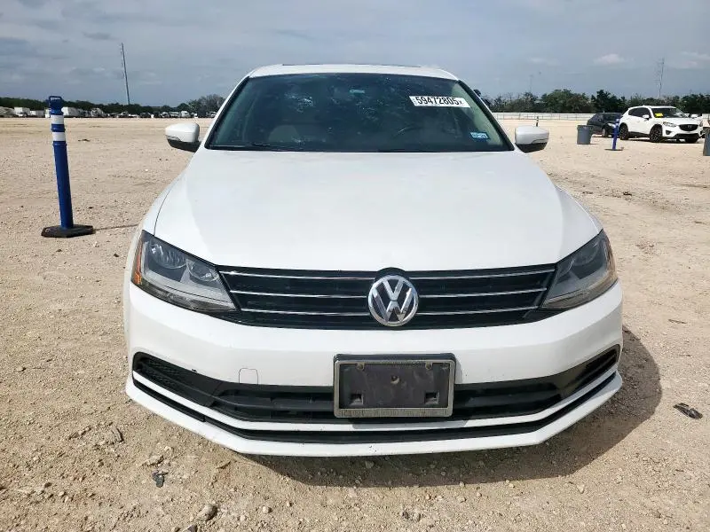 2017 VOLKSWAGEN JETTA SE