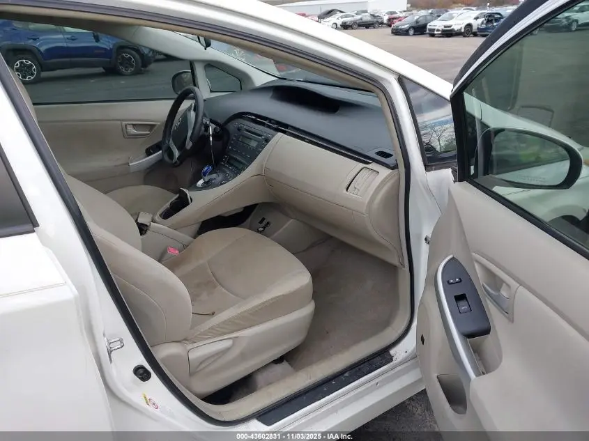 2011 TOYOTA PRIUS THREE