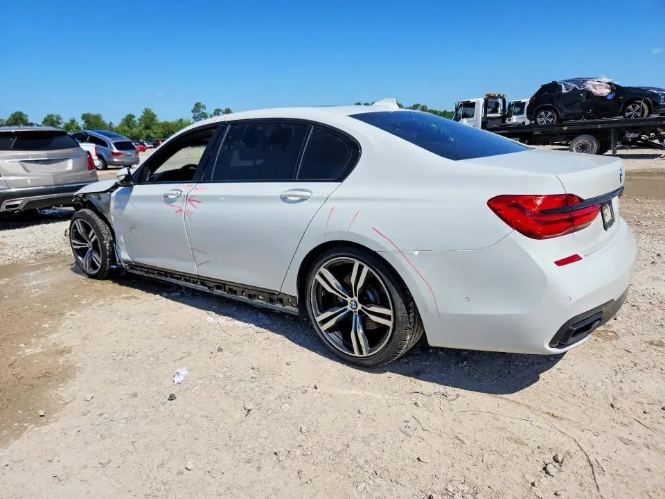 2018 BMW 750 I  