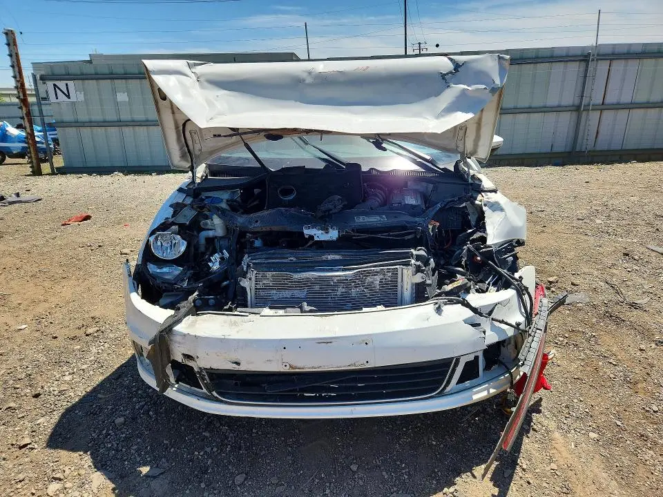 2012 VOLKSWAGEN EOS LUX  