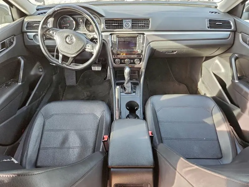 2017 VOLKSWAGEN PASSAT R-LINE  