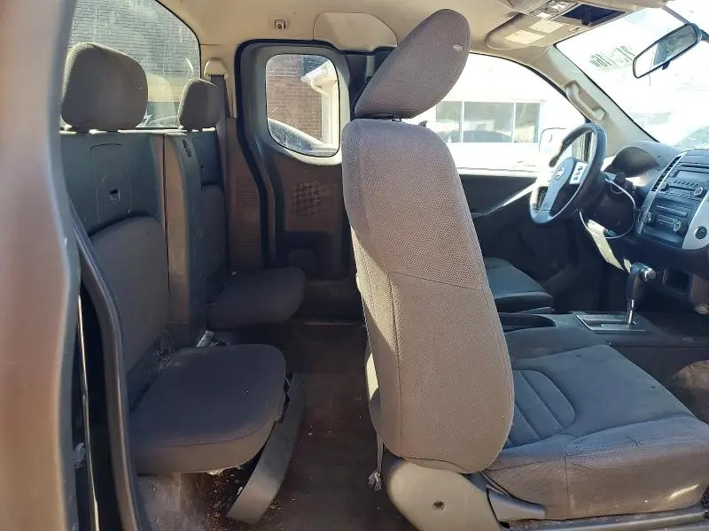 2016 NISSAN FRONTIER S  