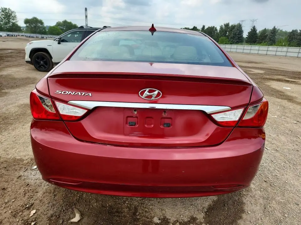 2013 HYUNDAI SONATA GLS  