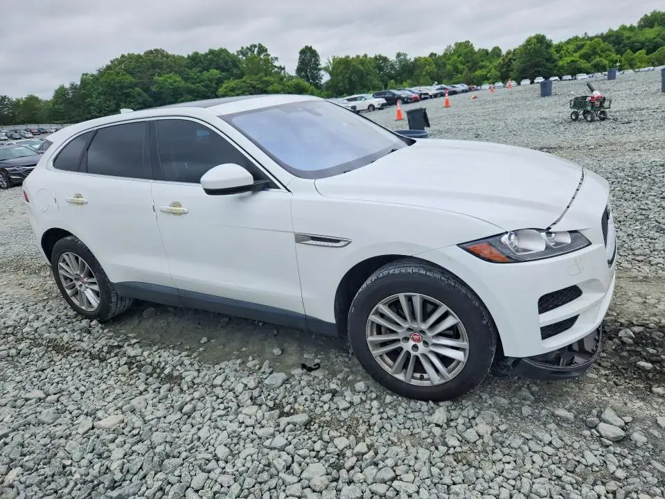 2019 JAGUAR F-PACE PRESTIGE  