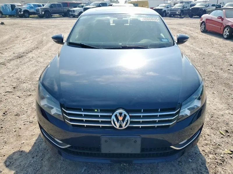 2012 VOLKSWAGEN PASSAT SEL  