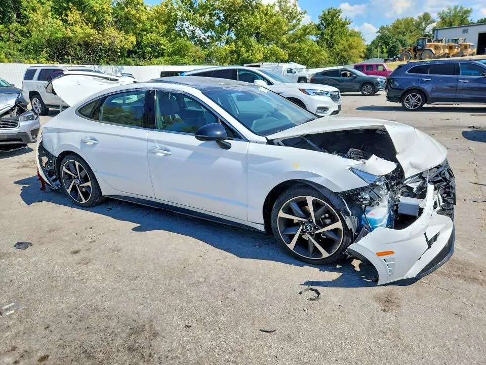 2023 HYUNDAI SONATA SEL PLUS  