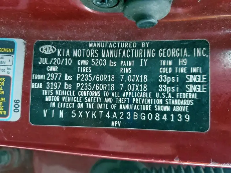 2011 KIA SORENTO BASE  