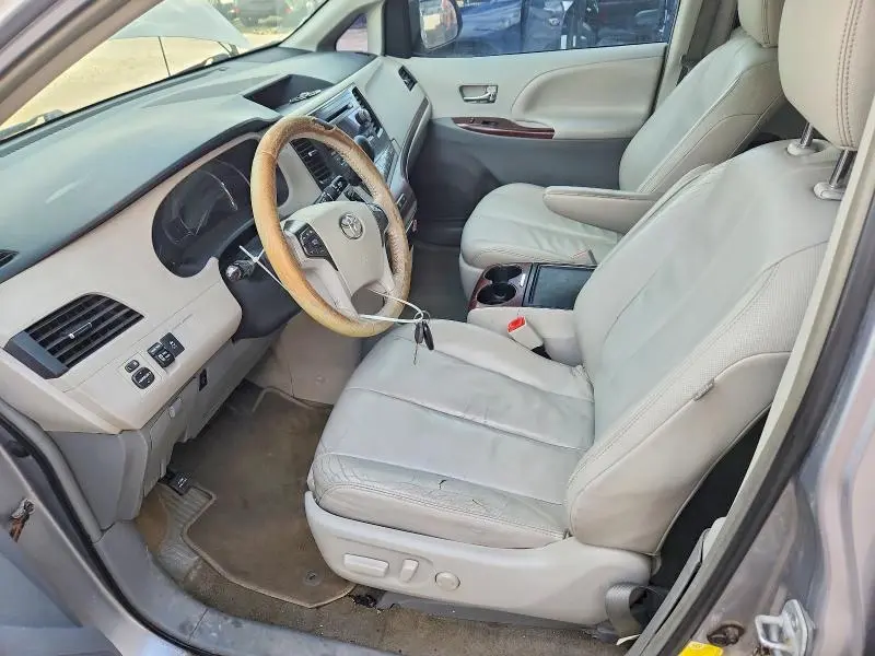 2012 TOYOTA SIENNA XLE 8-PASSENGER  