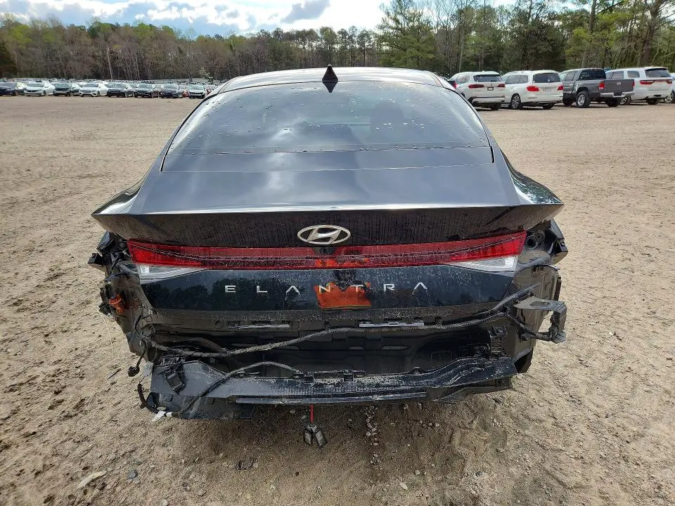 2023 HYUNDAI ELANTRA   