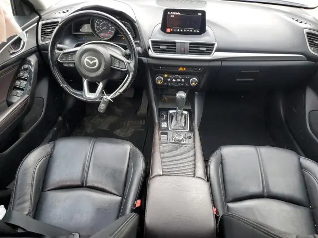 2018 MAZDA 3 TOURING  