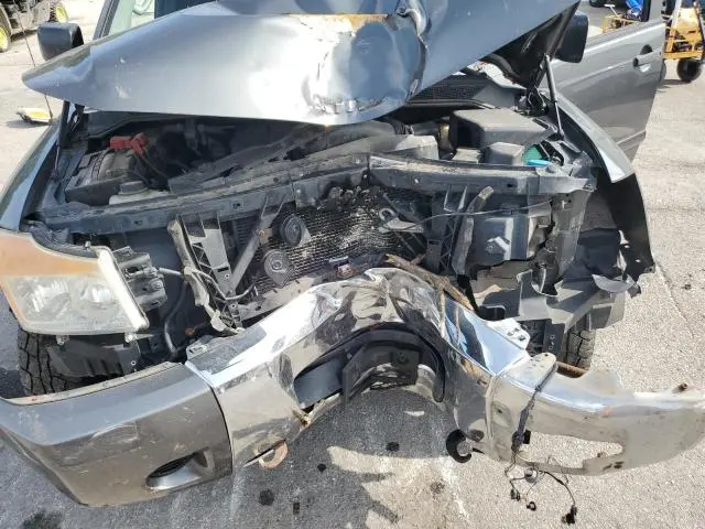 2010 NISSAN TITAN XE