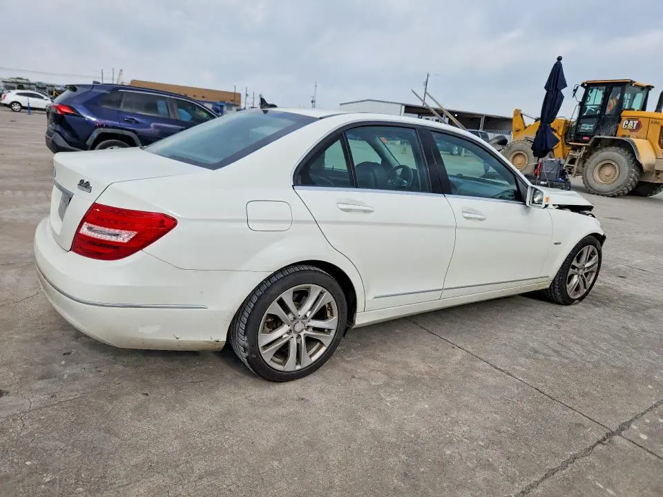 2012 MERCEDES-BENZ C 250  