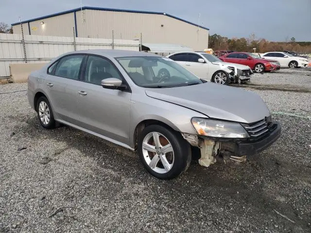 2014 VOLKSWAGEN PASSAT S  