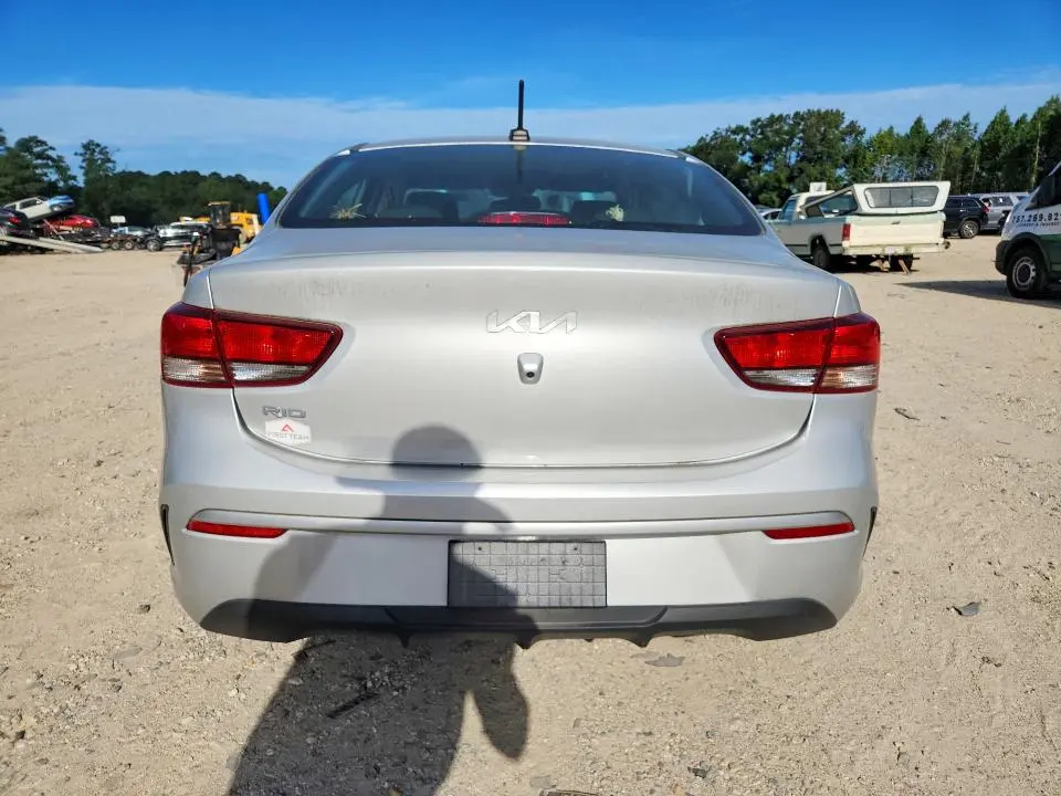 2023 KIA RIO LX  