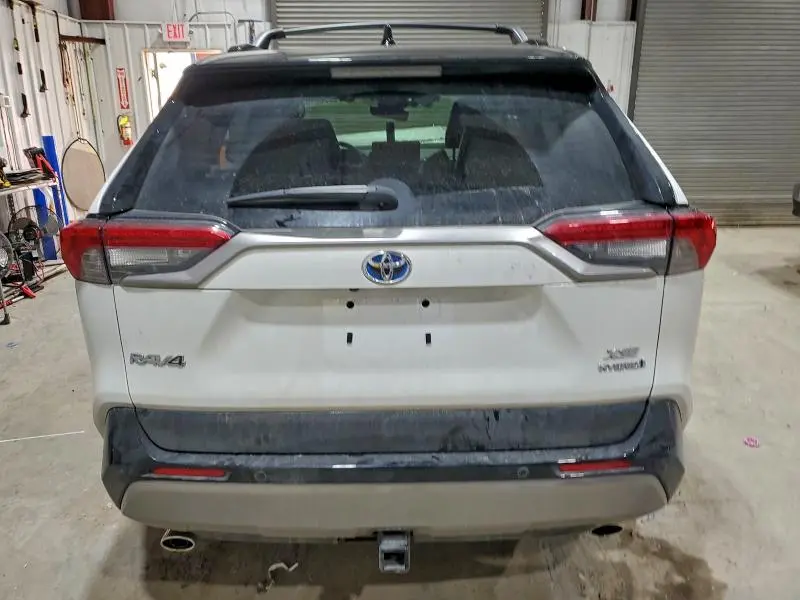 2024 TOYOTA RAV4 XSE  