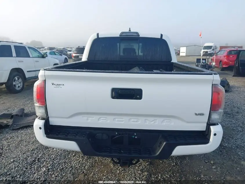 2017 TOYOTA TACOMA LIMITED