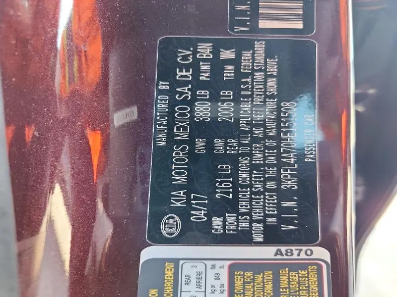 2017 KIA FORTE LX  
