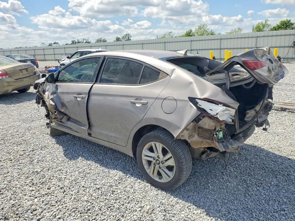2020 HYUNDAI ELANTRA SEL  