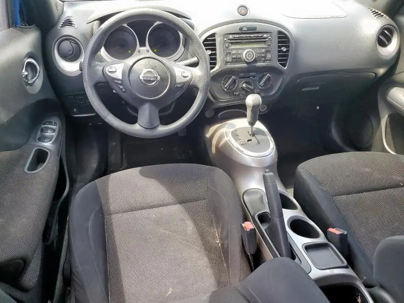 2011 NISSAN JUKE S