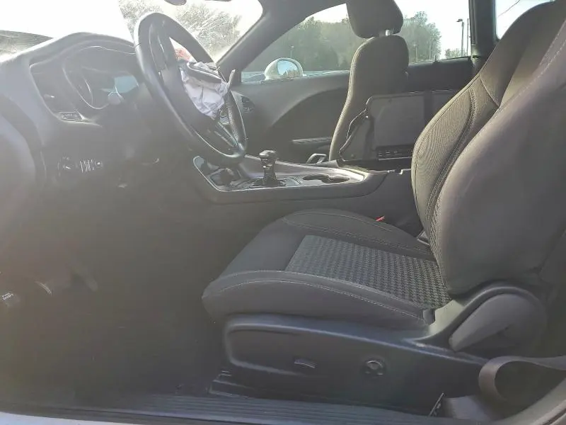 2019 DODGE CHALLENGER SXT  