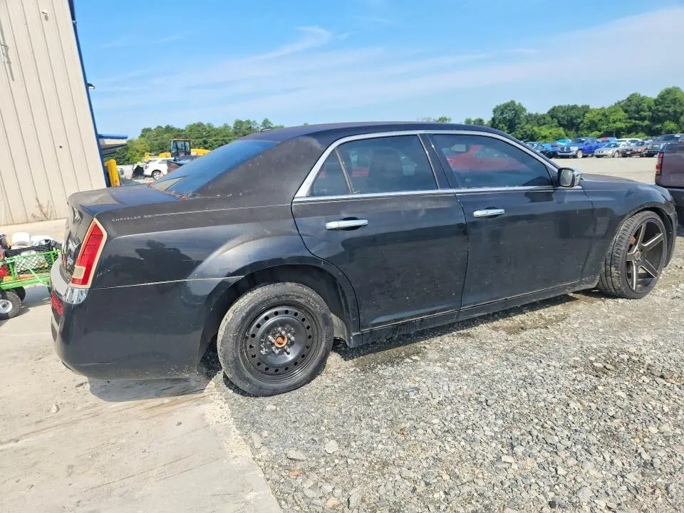 2012 CHRYSLER 300   