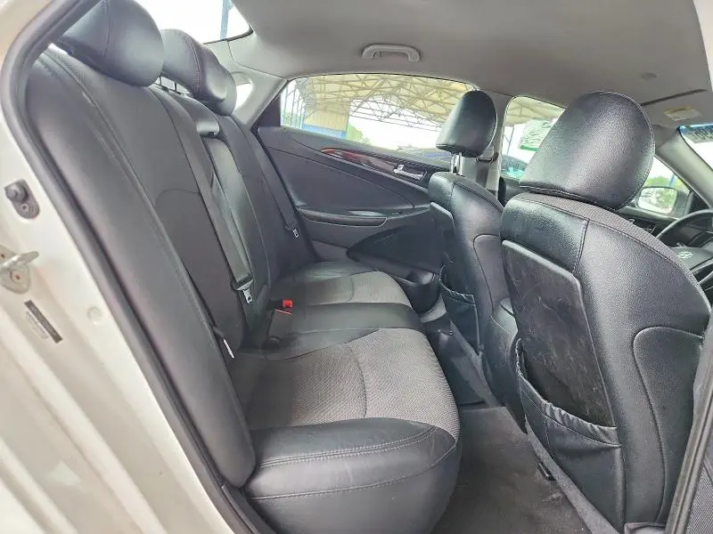 2014 HYUNDAI SONATA SE  