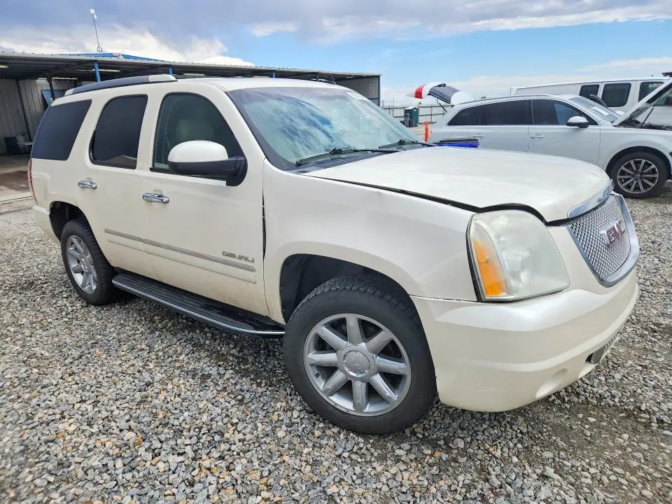 2011 GMC YUKON DENALI  