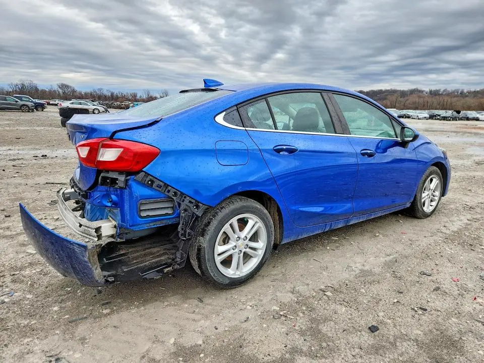 2016 CHEVROLET CRUZE LT  