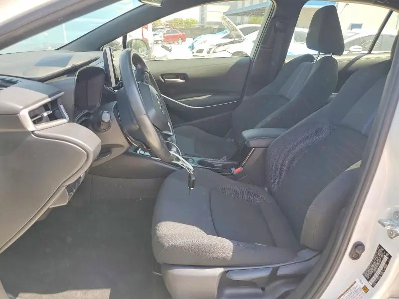 2021 TOYOTA COROLLA SE  
