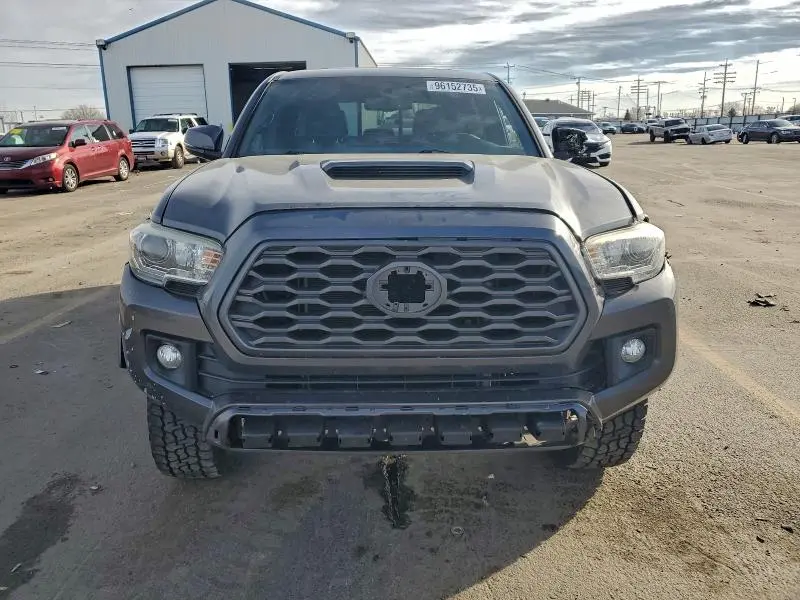 2016 TOYOTA TACOMA DOUBLE CAB  