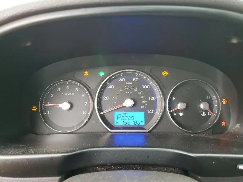 2010 HYUNDAI SANTA FE GLS  