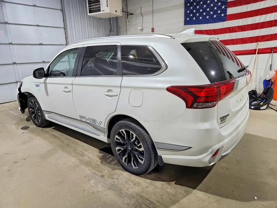 2018 MITSUBISHI OUTLANDER SE  