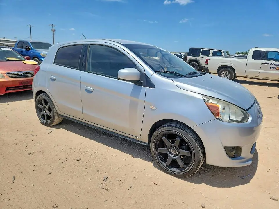 2015 MITSUBISHI MIRAGE DE  