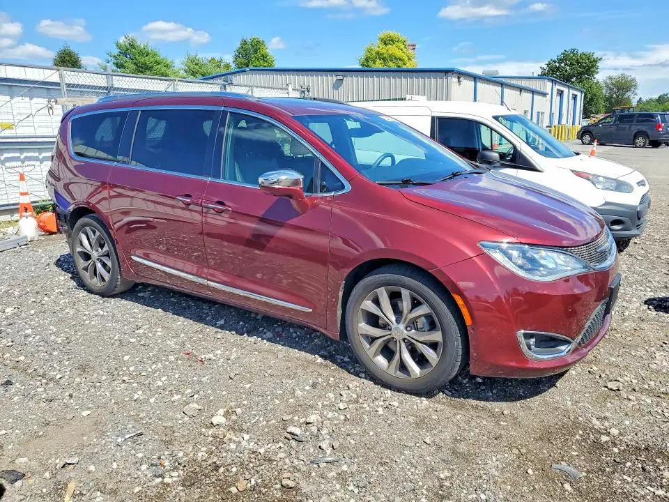 2020 CHRYSLER PACIFICA LIMITED  