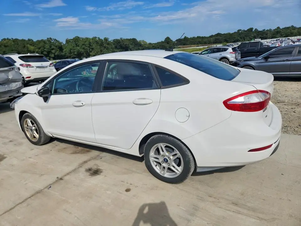 2018 FORD FIESTA SE  
