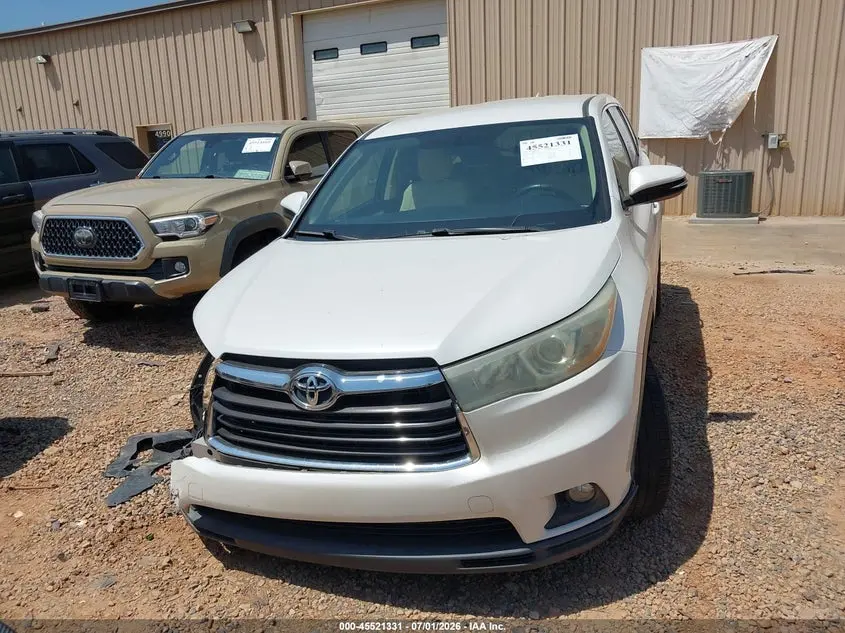2015 TOYOTA HIGHLANDER LE PLUS V6