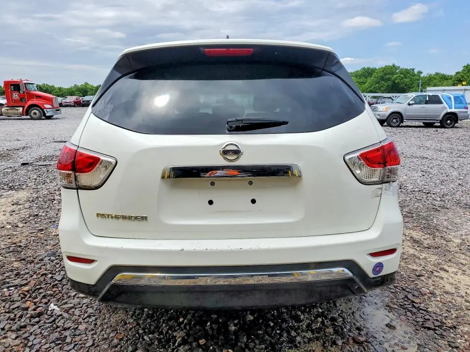 2016 NISSAN PATHFINDER S  