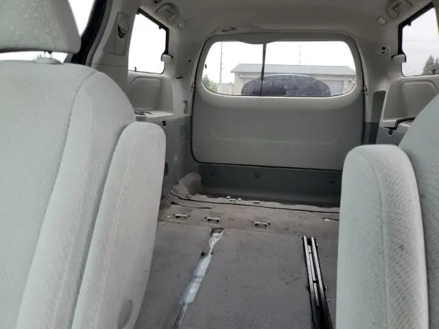 2011 TOYOTA SIENNA LE  