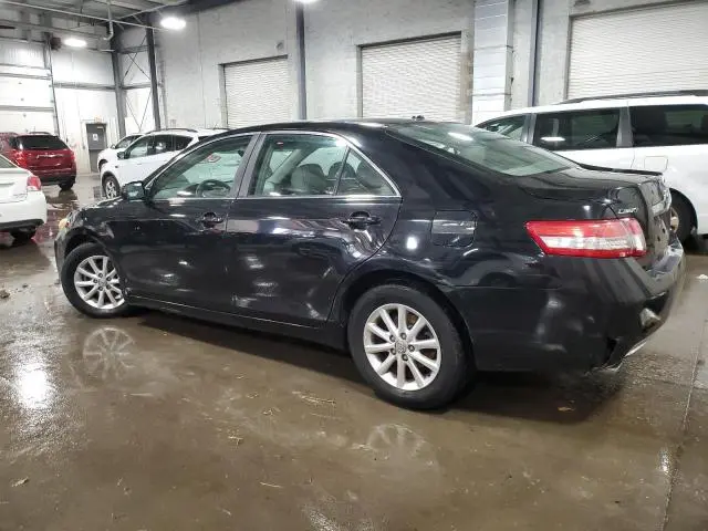 2011 TOYOTA CAMRY SE  