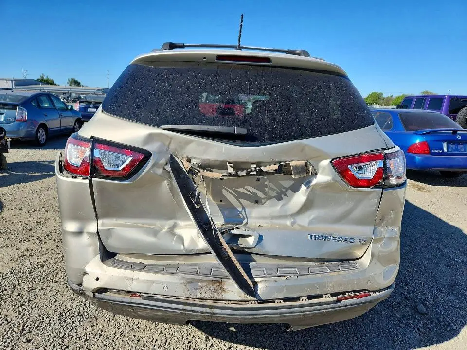 2013 CHEVROLET TRAVERSE LT  