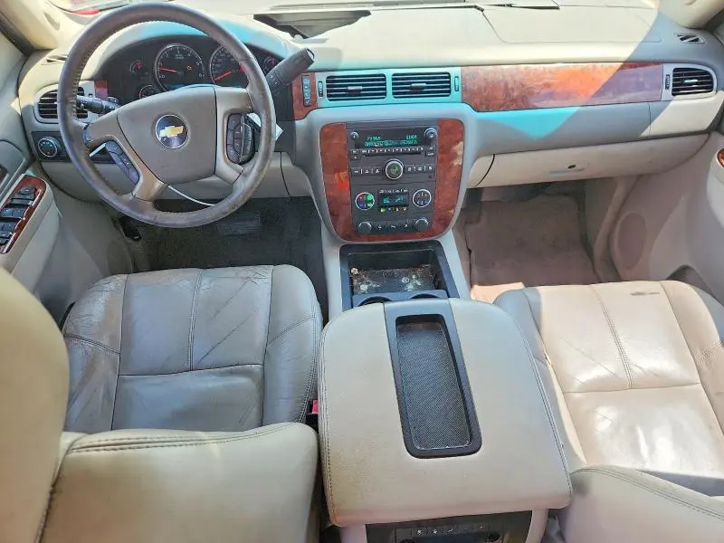 2011 CHEVROLET SUBURBAN   